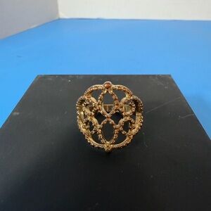 Elegant Gold Filigree Ring jewellery